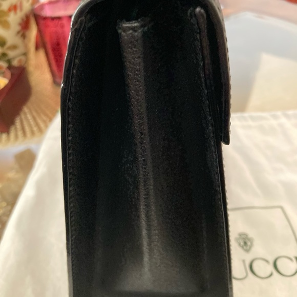 Pre-Loved Authentic Vintage Gucci Leather Handbag - Picture 5 of 9